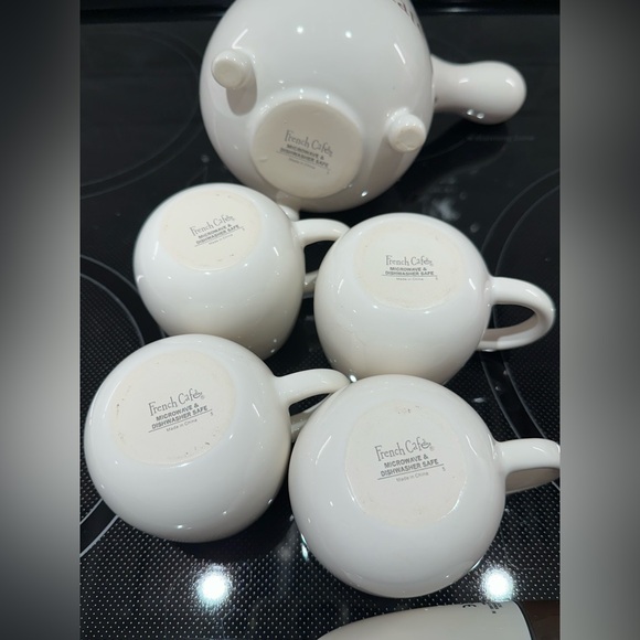 French Cafe Hot Chocolate Pitcher, Mixer, and 4 matching cups - Picture 4 of 6